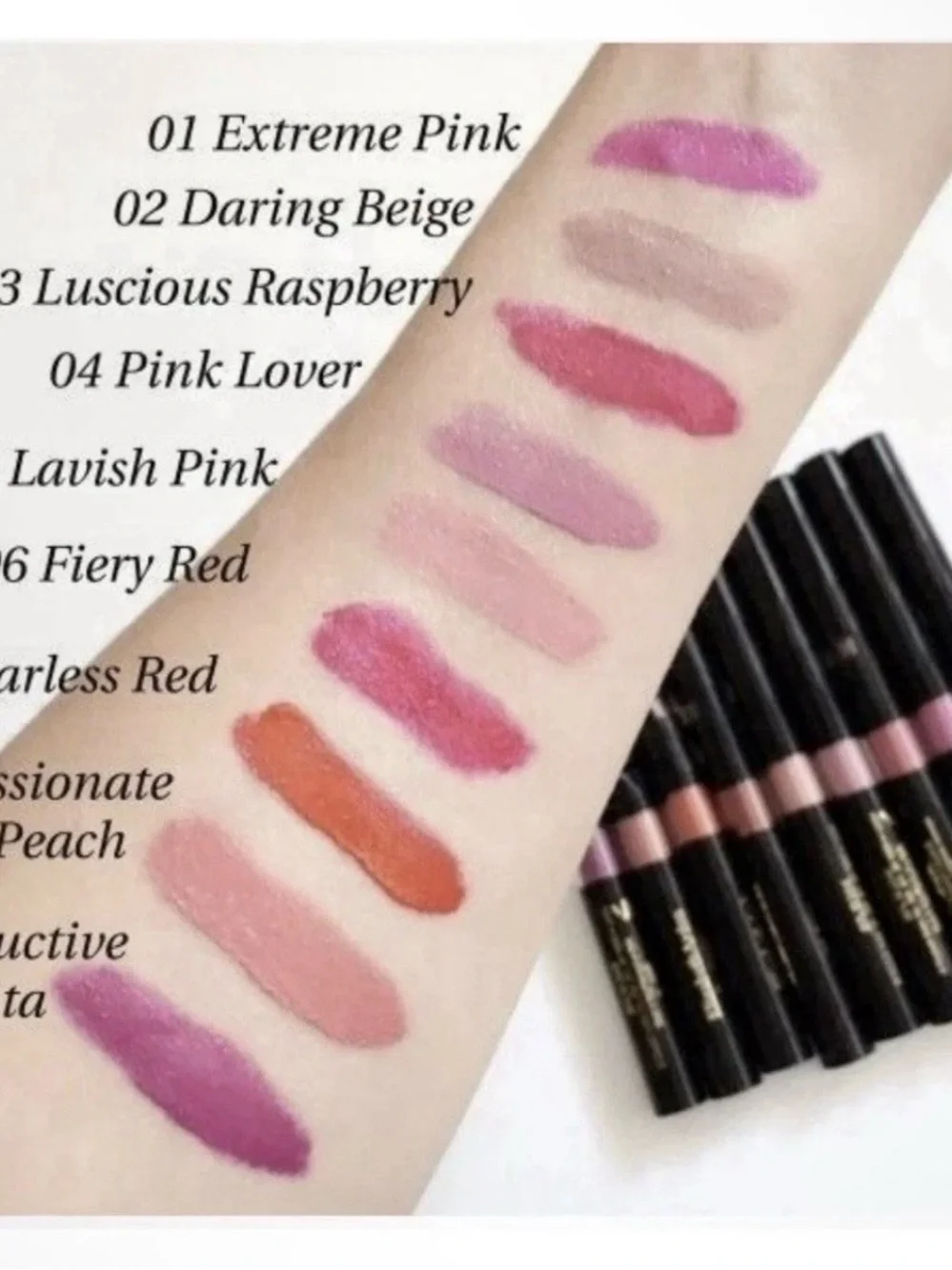 Elizabeth Arden Beautiful Color BOLD Liquid Lipstick 💄EXTREME PINK 01 New w Box